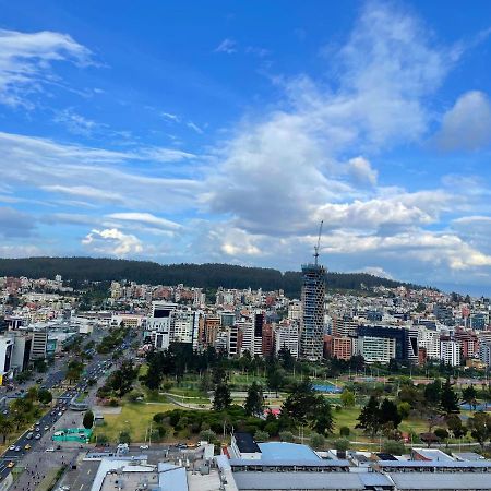 Nueva Suite-Piso 21 Vista La Carolina @One Quito Bagian luar foto
