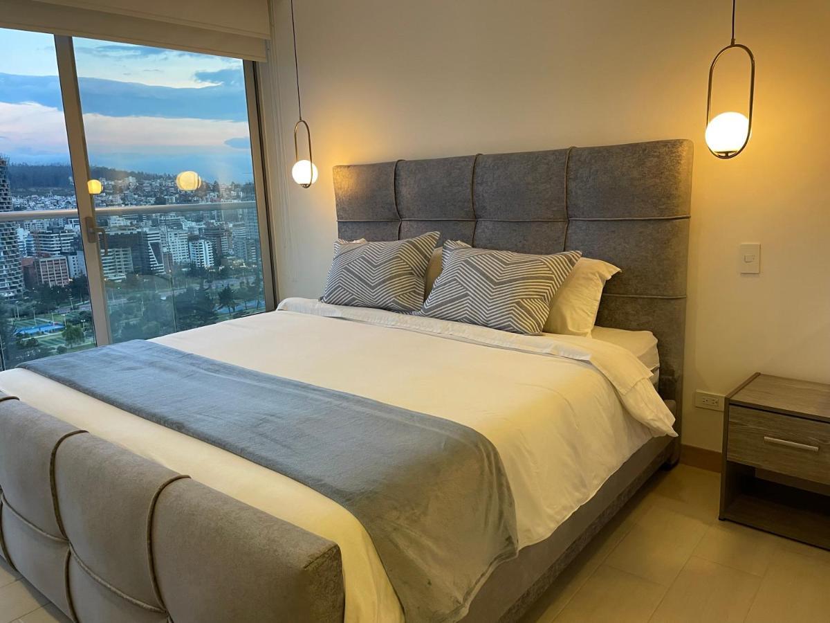 Nueva Suite-Piso 21 Vista La Carolina @One Quito Bagian luar foto